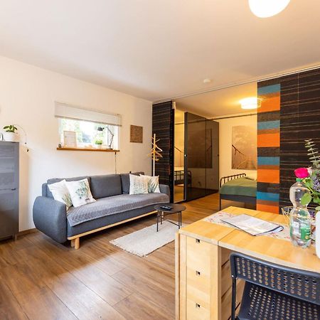 Ideal Fuer Kurze Aufenthalte - Gemuetliches 1-Zimmer-Apartment Adelsdorf Екстериор снимка