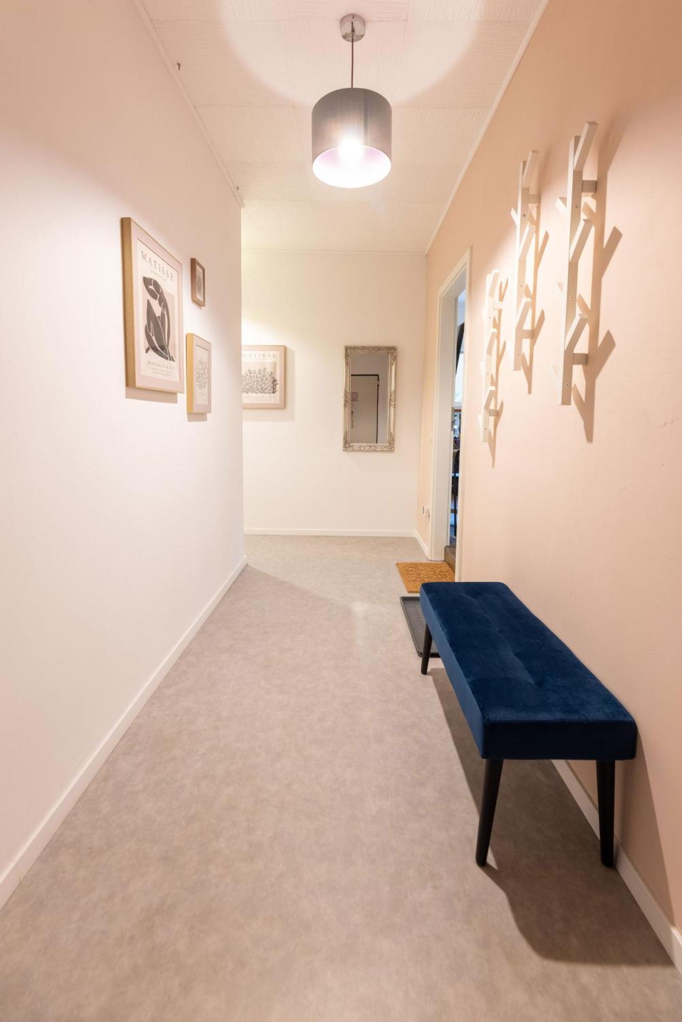 Ideal Fuer Kurze Aufenthalte - Gemuetliches 1-Zimmer-Apartment Adelsdorf Екстериор снимка